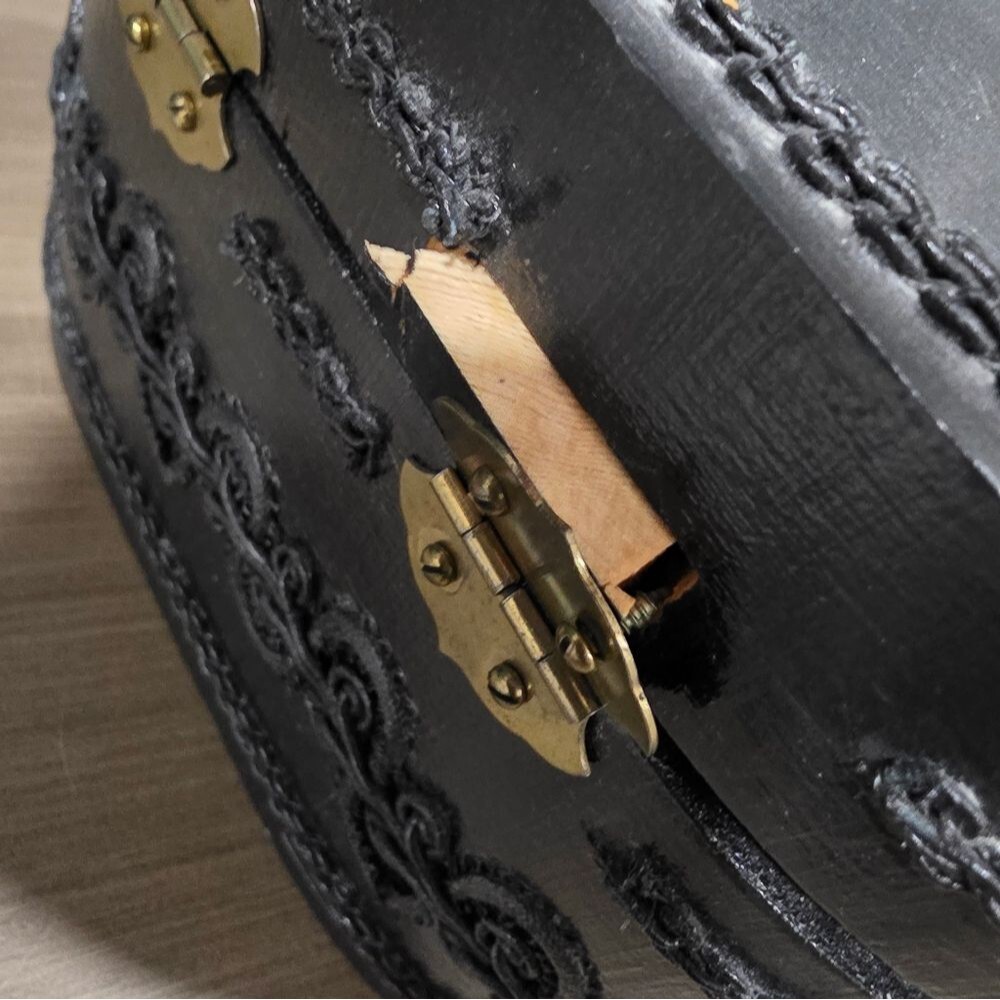 Black Oval Wood Box Handbag Twist Plastic Top Handle Intricate Lace Like Detail - Picture 13 of 15